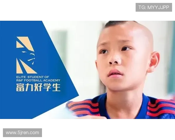 王丽专访：从绿茵场到人生舞台的足球旅程回顾与展望